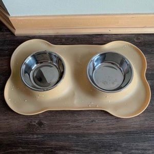 Stainless Steel Water and Food Feeder with Non Spill Skid Resistant Silicone Mat